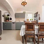 Staveni 1818 *