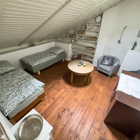 Vakantiehuis Staveni 1818 *
